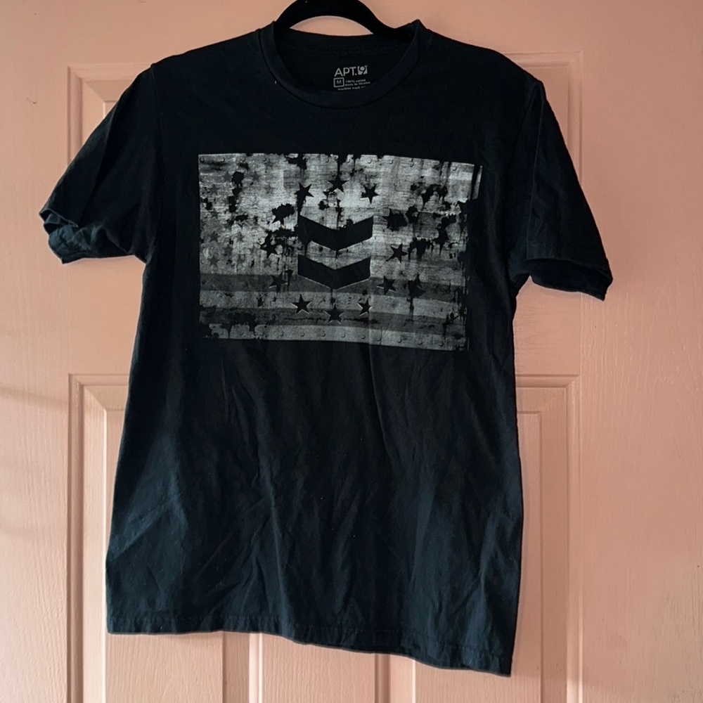 Men’s tee shirt